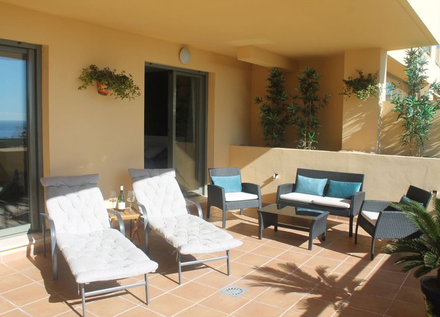 Resale - Apartment - Middle Floor Apartment - Mijas - Calahonda