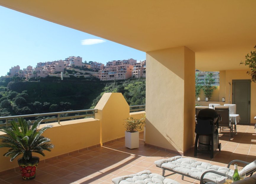 Resale - Apartment - Middle Floor Apartment - Mijas - Calahonda