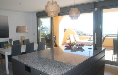 Resale - Apartment - Middle Floor Apartment - Mijas - Calahonda