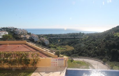 Resale - Apartment - Middle Floor Apartment - Mijas - Calahonda