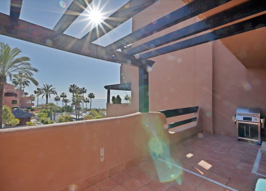 Resale - Apartment - Middle Floor Apartment - Estepona - New Golden Mile