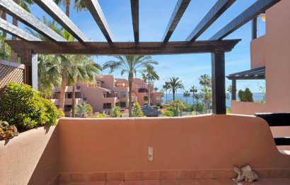 Resale - Apartment - Middle Floor Apartment - Estepona - New Golden Mile