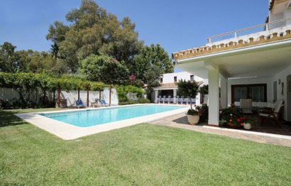 Resale - House - Detached Villa - Estepona - Costalita