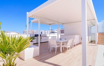 Resale - Apartment - Penthouse - Marbella - Santa Clara