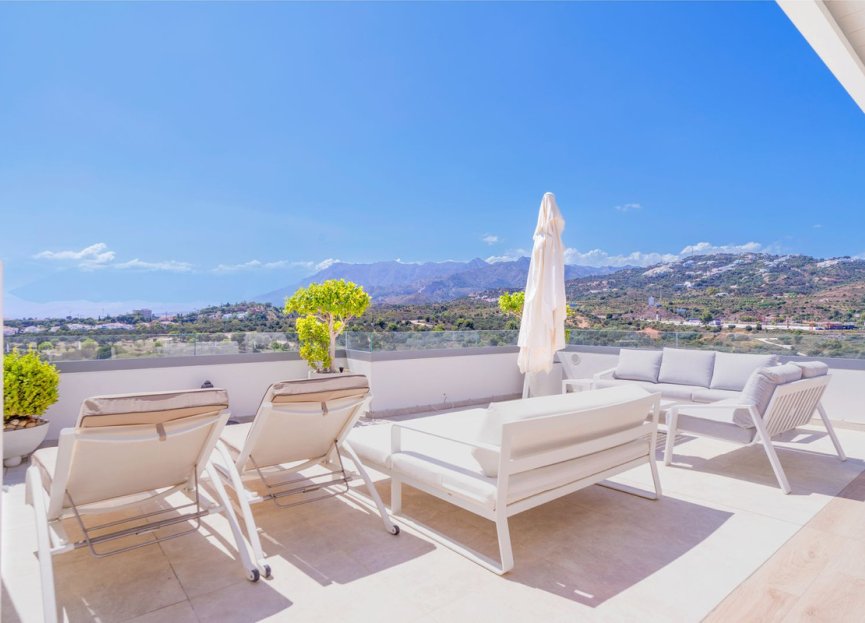 Resale - Apartment - Penthouse - Marbella - Santa Clara