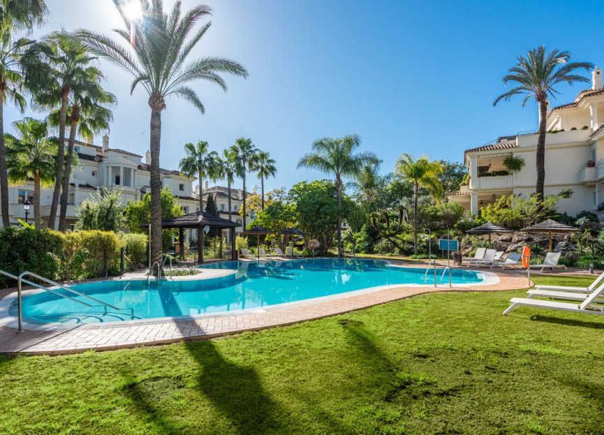 Resale - Apartment - Penthouse Duplex - Marbella - Nueva Andalucia