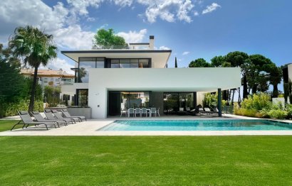 Resale - House - Detached Villa - Marbella - Nagüeles