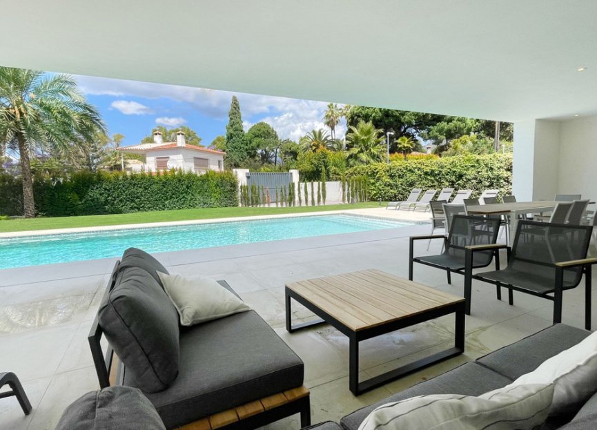 Resale - House - Detached Villa - Marbella - Nagüeles