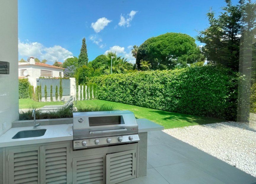 Resale - House - Detached Villa - Marbella - Nagüeles