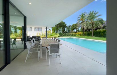 Resale - House - Detached Villa - Marbella - Nagüeles