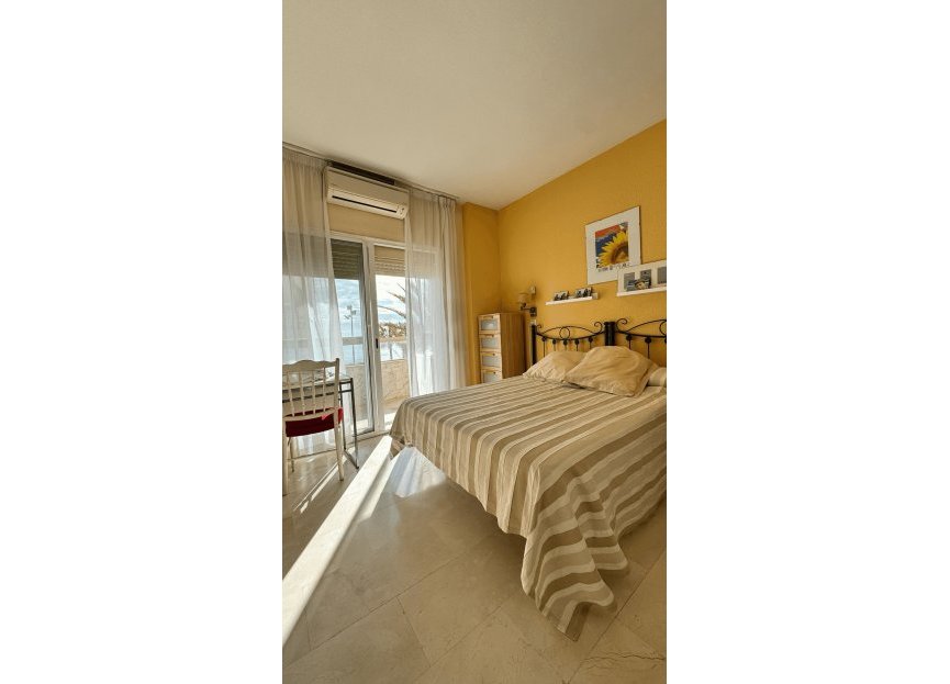 Resale - Apartment - Middle Floor Apartment - Fuengirola - Fuengirola Centro