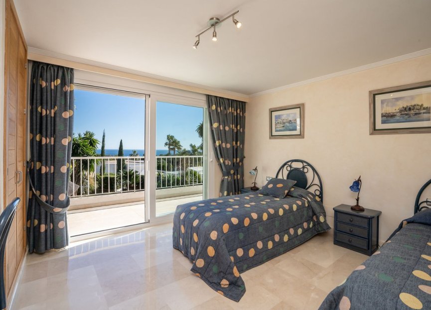 Resale - House - Detached Villa - Marbella - The Golden Mile