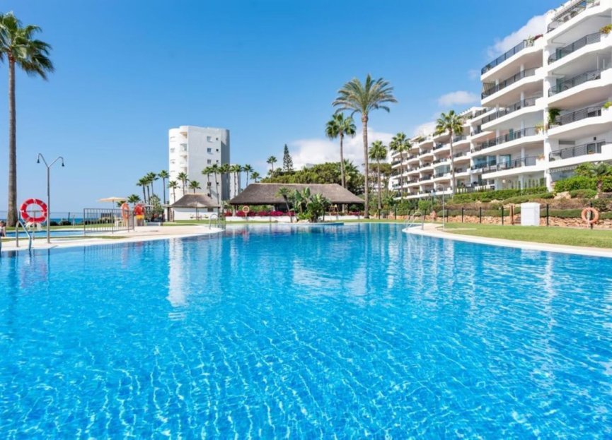 Resale - Apartment - Middle Floor Apartment - Mijas - Calahonda