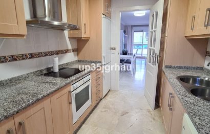 Resale - Apartment - Penthouse - Estepona - Estepona Centro