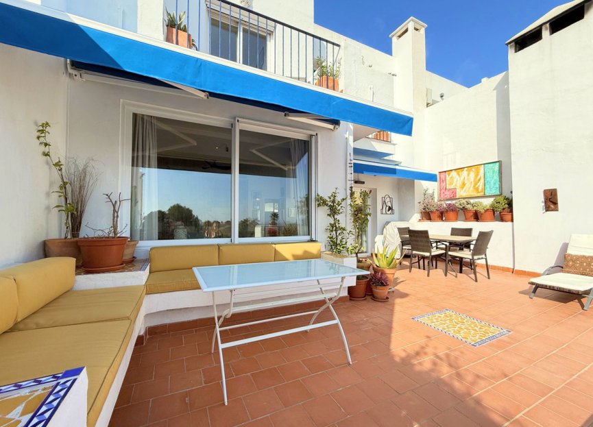 Resale - Apartment - Penthouse Duplex - Estepona - Estepona Centro