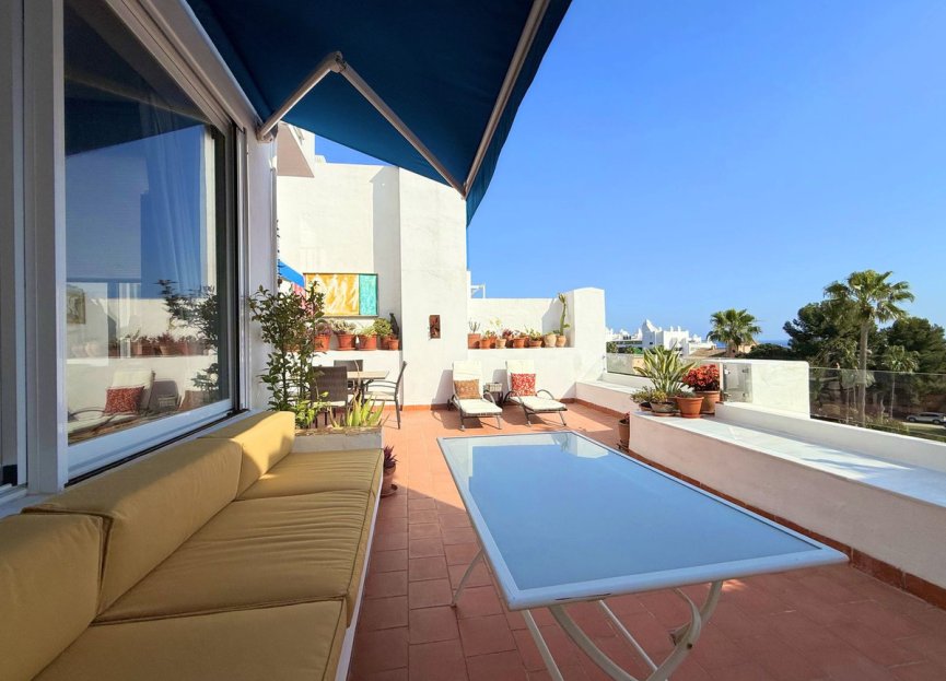 Resale - Apartment - Penthouse Duplex - Estepona - Estepona Centro