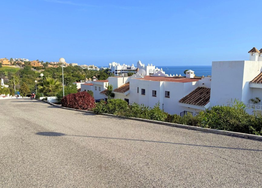 Resale - Apartment - Penthouse Duplex - Estepona - Estepona Centro