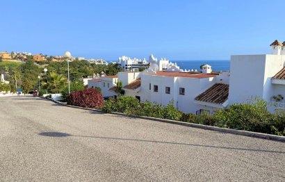 Resale - Apartment - Penthouse Duplex - Estepona - Estepona Centro