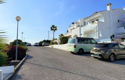 Resale - Apartment - Penthouse Duplex - Estepona - Estepona Centro