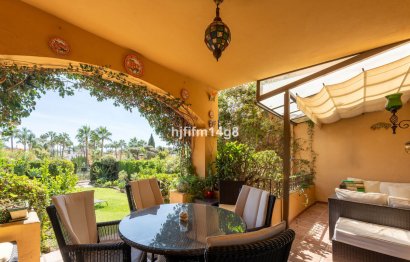 Resale - House - Townhouse - Marbella - Nueva Andalucia