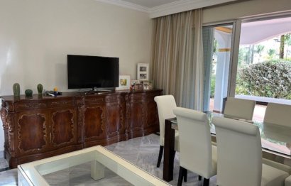 Resale - Apartment - Ground Floor Apartment - Marbella - Nueva Andalucia