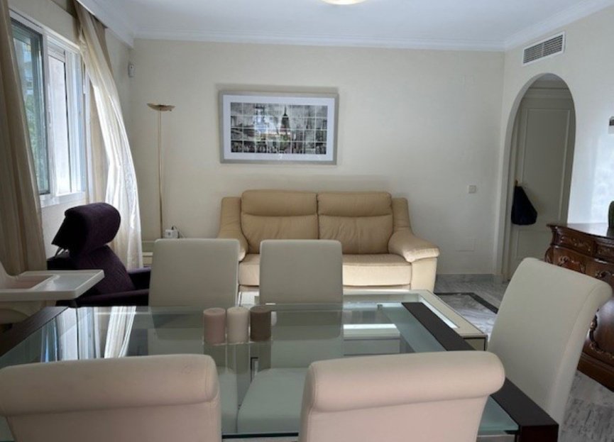 Resale - Apartment - Ground Floor Apartment - Marbella - Nueva Andalucia