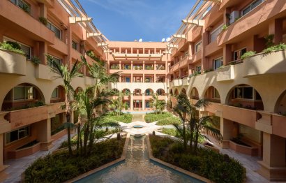 Resale - Apartment - Middle Floor Apartment - Marbella - Nueva Andalucia