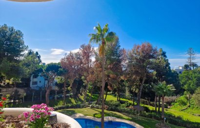 Resale - Apartment - Middle Floor Apartment - Mijas - Calahonda