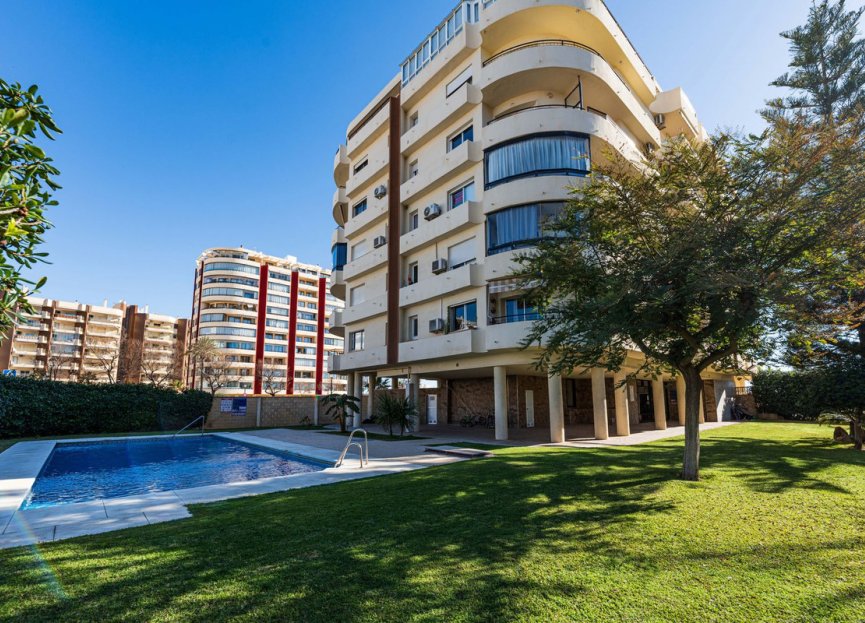 Resale - Apartment - Middle Floor Apartment - Fuengirola - Fuengirola Centro