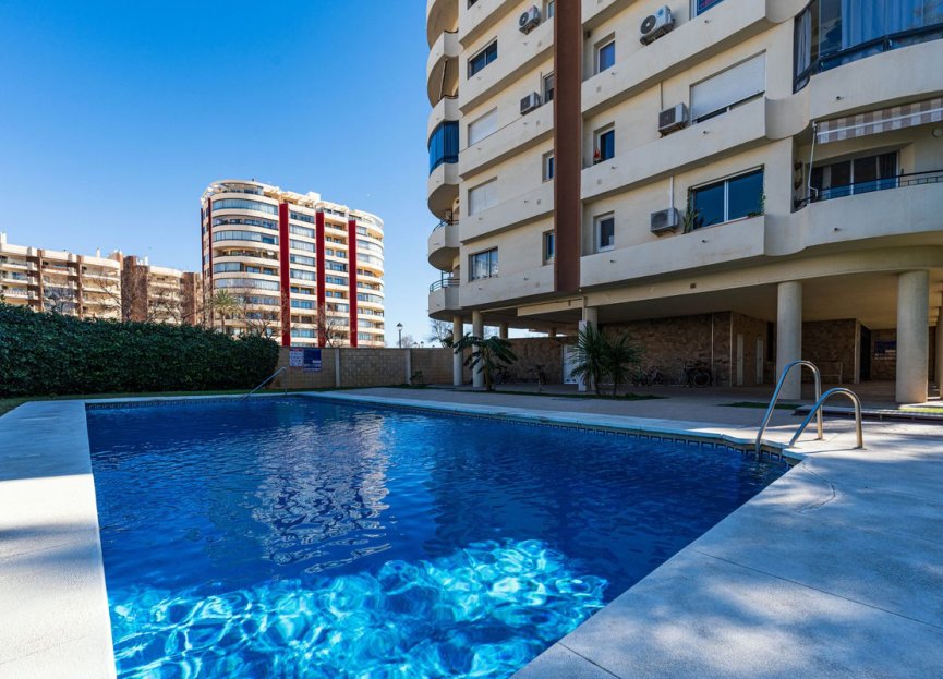 Resale - Apartment - Middle Floor Apartment - Fuengirola - Fuengirola Centro