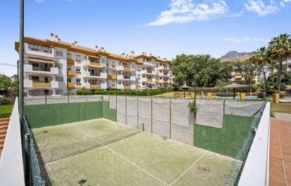 Resale - Apartment - Ground Floor Apartment - Marbella - The Golden Mile