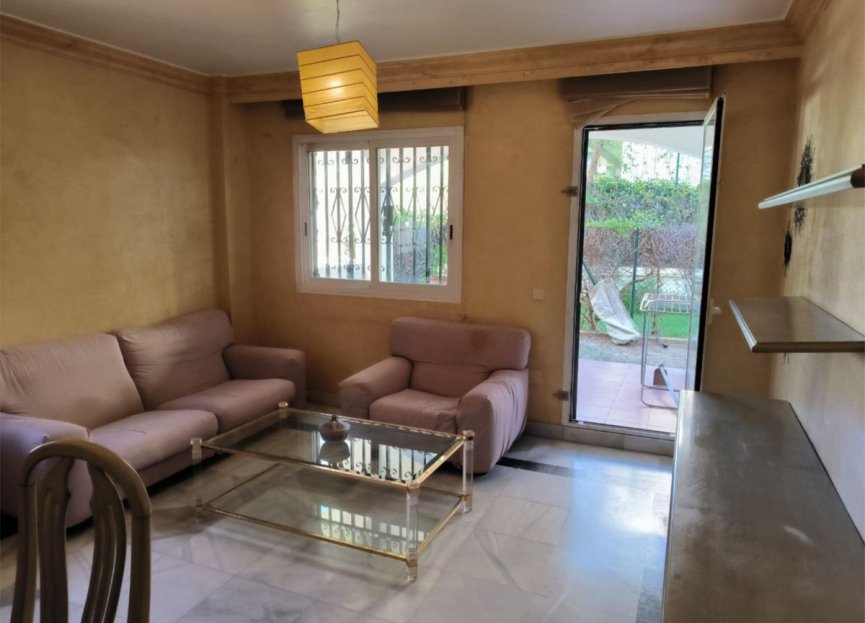 Resale - Apartment - Ground Floor Apartment - Marbella - The Golden Mile