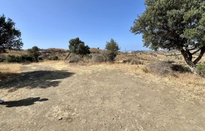 Resale - Plot - Land with Ruin - Mijas - La Cala