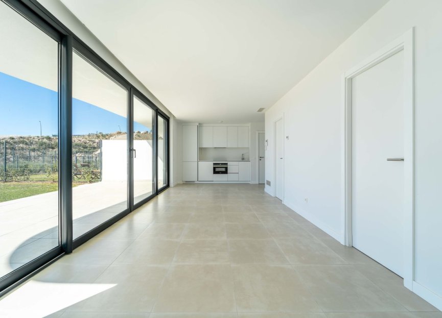 Resale - Apartment - Ground Floor Apartment - Fuengirola - Fuengirola Centro