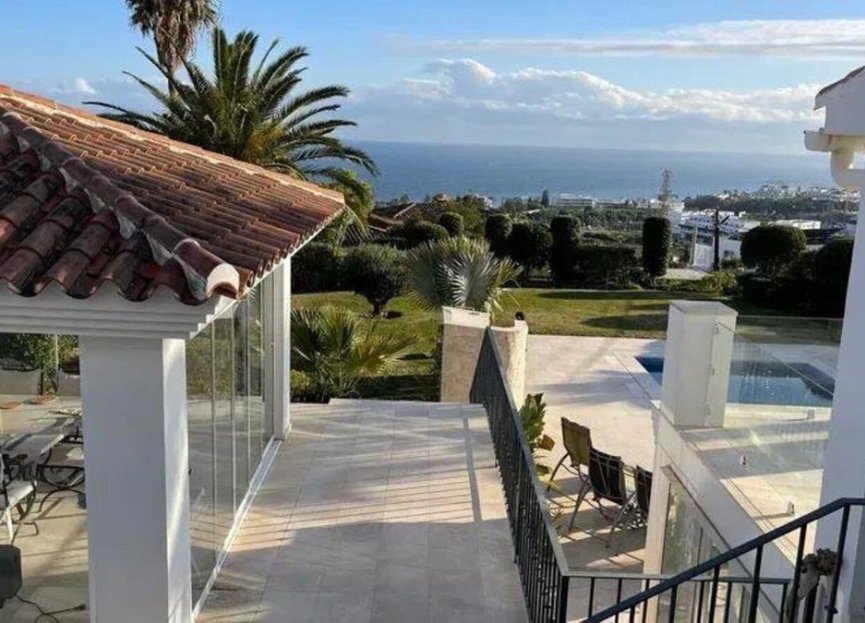 Resale - House - Detached Villa - Estepona - Estepona Centro