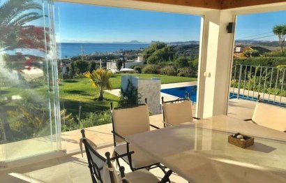 Resale - House - Detached Villa - Estepona - Estepona Centro