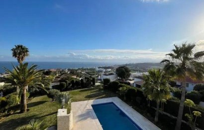 Resale - House - Detached Villa - Estepona - Estepona Centro