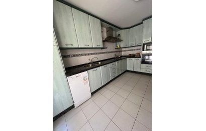 Resale - Apartment - Middle Floor Apartment - Fuengirola - Fuengirola Centro