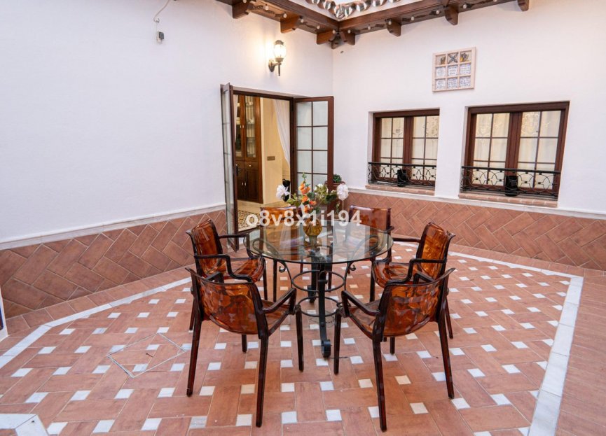 Resale - House - Detached Villa - Fuengirola - Fuengirola Centro