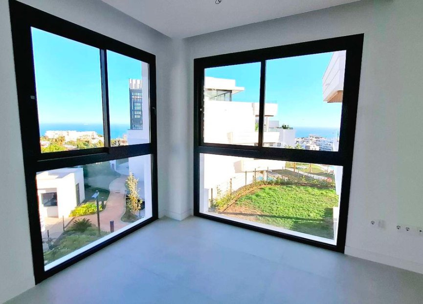 Resale - Apartment - Middle Floor Apartment - Fuengirola - Fuengirola Centro