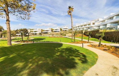 Resale - House - Semi-Detached House - Marbella - Elviria