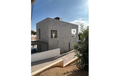 Resale - House - Detached Villa - Fuengirola - Torreblanca