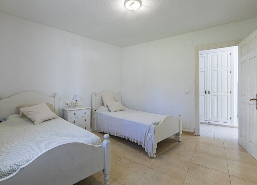 Resale - Apartment - Ground Floor Apartment - Mijas - Calahonda