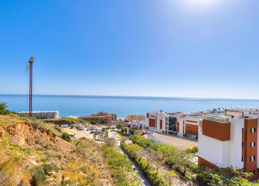 Resale - Apartment - Middle Floor Apartment - Fuengirola - Fuengirola Centro