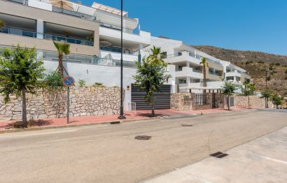 Resale - Apartment - Middle Floor Apartment - Benalmádena - Benalmadena Centro