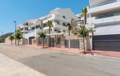 Resale - Apartment - Middle Floor Apartment - Benalmádena - Benalmadena Centro