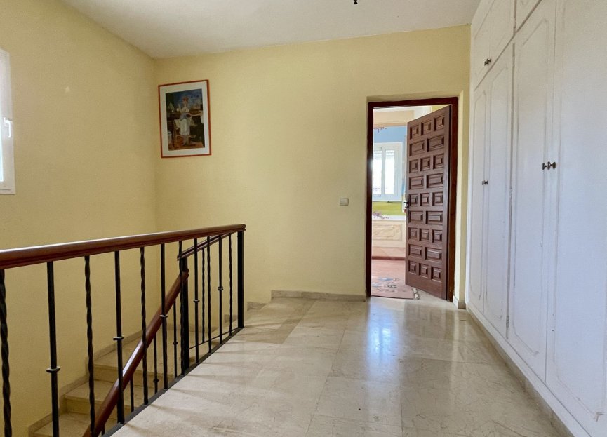 Resale - House - Detached Villa - Marbella - Guadalmina Alta