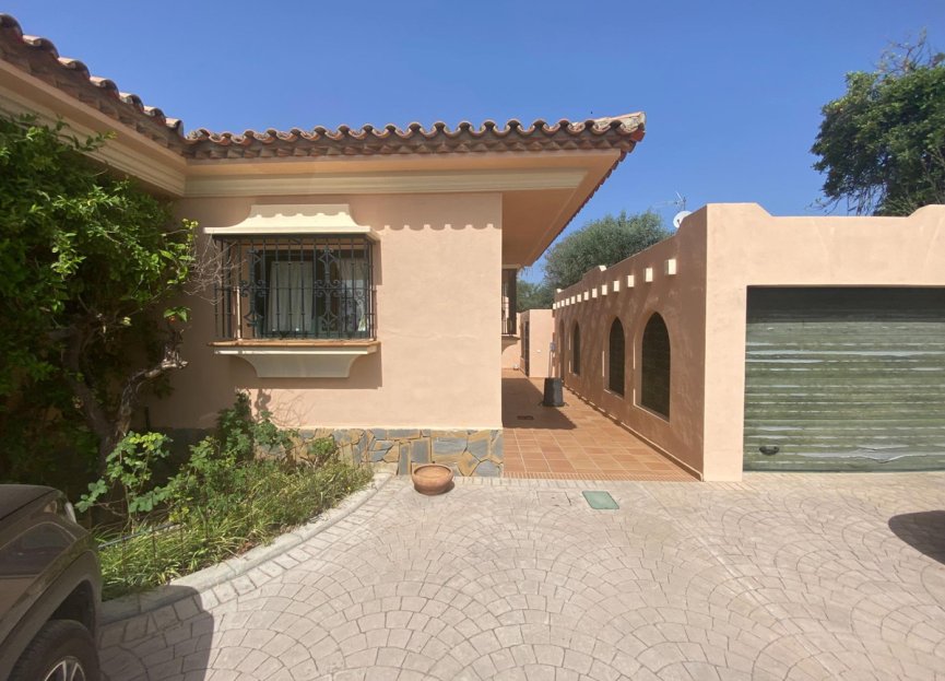 Resale - House - Detached Villa - Mijas - La Cala