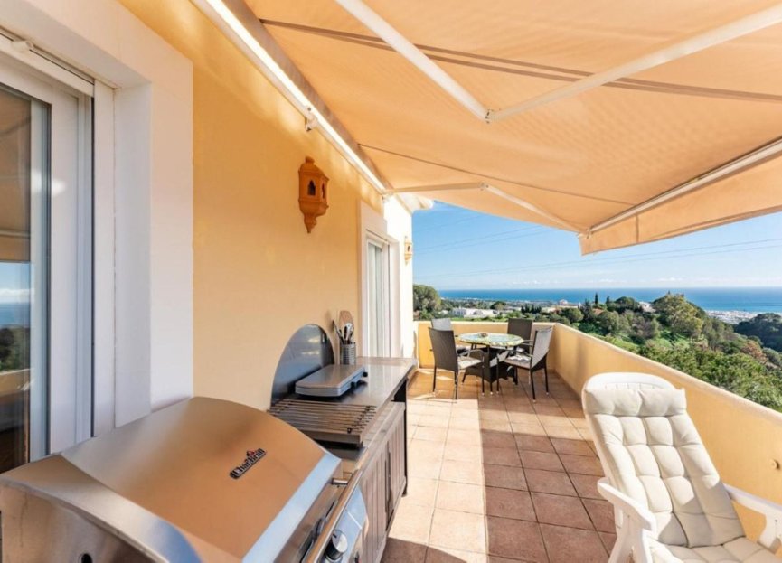 Resale - House - Detached Villa - Estepona - Estepona Centro