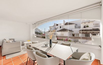 Resale - Apartment - Middle Floor Apartment - Marbella - Nueva Andalucia